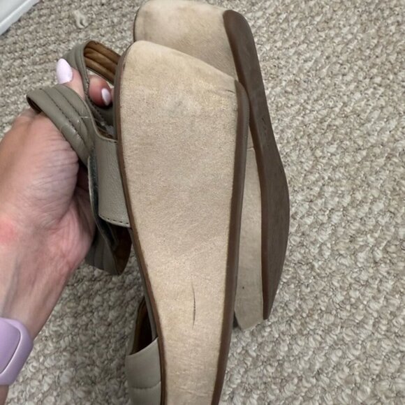 Clarks Collection Hazelle Alba Wedge Sandal Size 9 - Picture 11 of 11